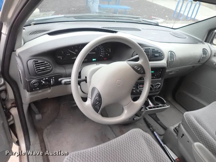 image for item DQ5052 2000 Dodge Grand Caravan  van