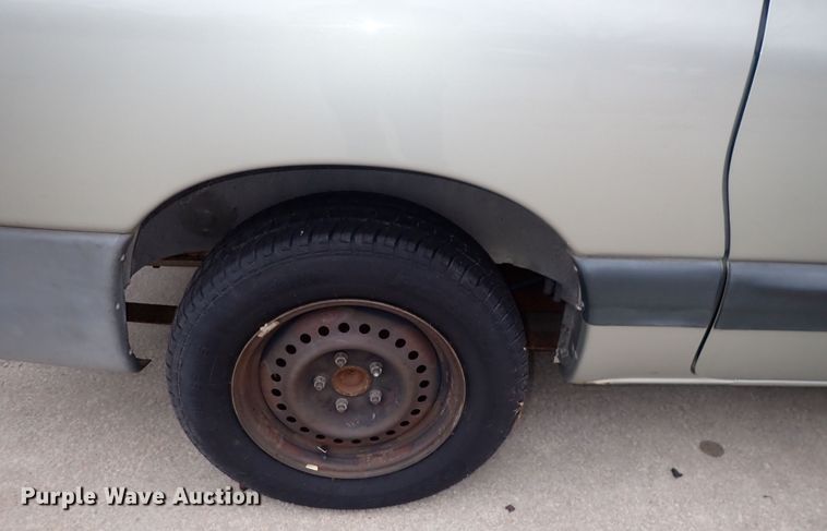 image for item DQ5052 2000 Dodge Grand Caravan  van