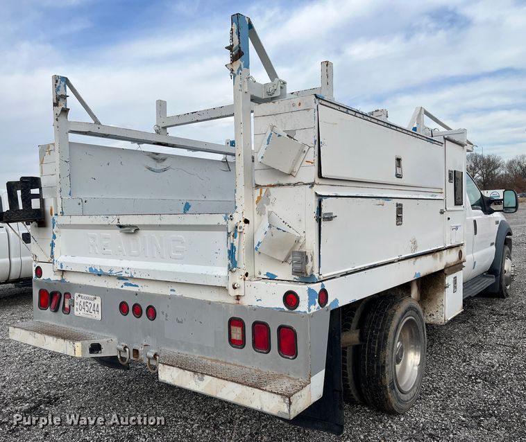 image for item DR7427 2007 Ford F550 Super Duty  Crew Cab utility / service truck