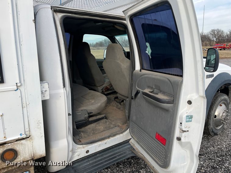 image for item DR7427 2007 Ford F550 Super Duty  Crew Cab utility / service truck