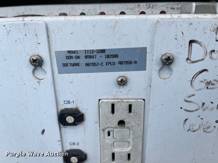 image for item DR7427 2007 Ford F550 Super Duty  Crew Cab utility / service truck