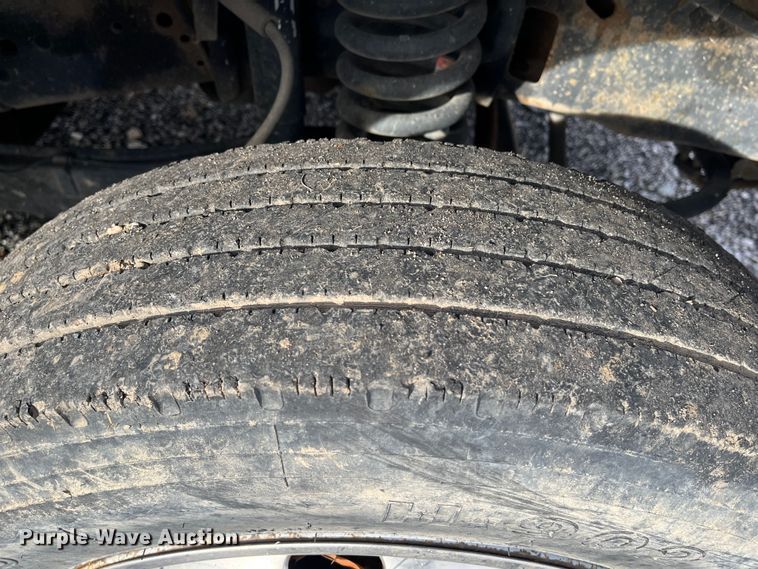 image for item DR7427 2007 Ford F550 Super Duty  Crew Cab utility / service truck