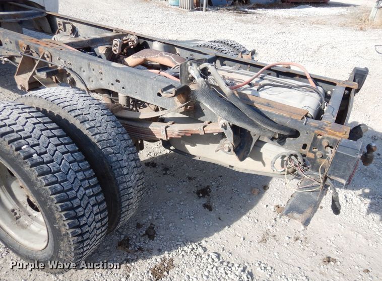 image for item DR8065 2014 Ford F450 Super Duty XL  truck cab and chassis