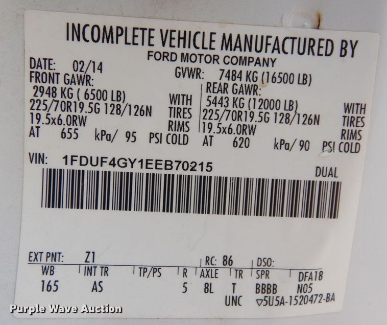 image for item DR8065 2014 Ford F450 Super Duty XL  truck cab and chassis