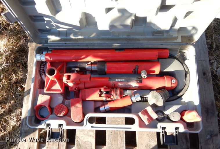 image for item DR8088 Tools