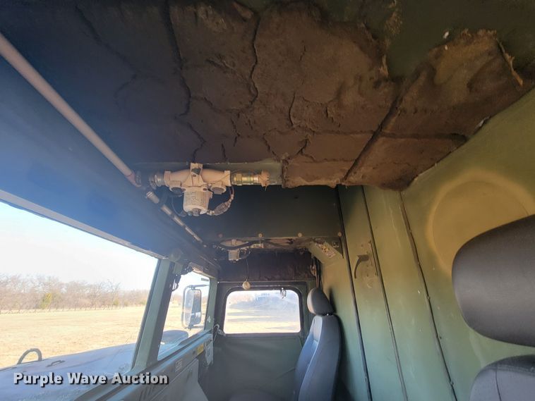 image for item HG9380 1988 Am General Humvee