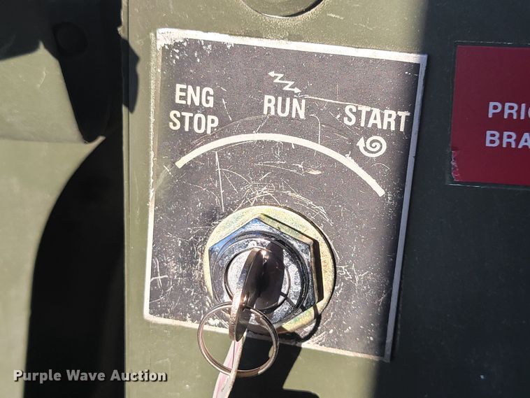 image for item HG9380 1988 Am General Humvee