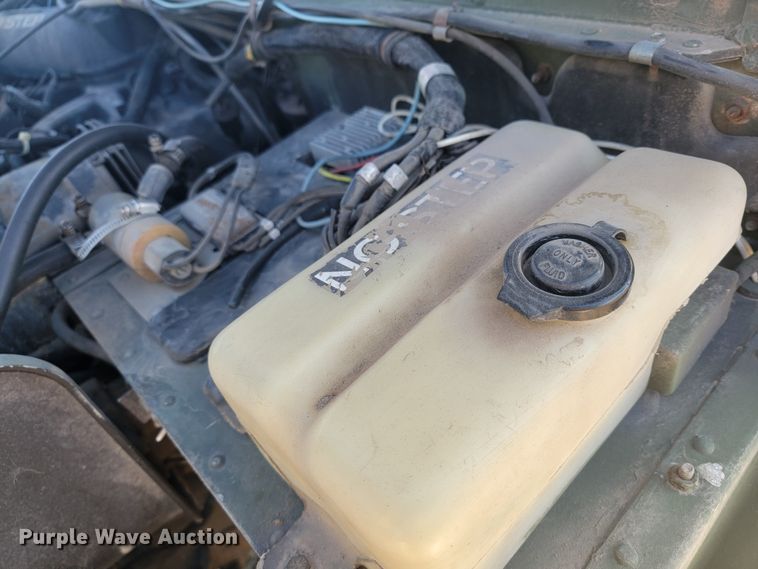 image for item HG9380 1988 Am General Humvee