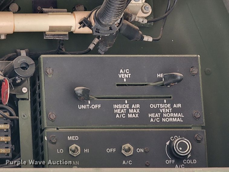 image for item HG9380 1988 Am General Humvee