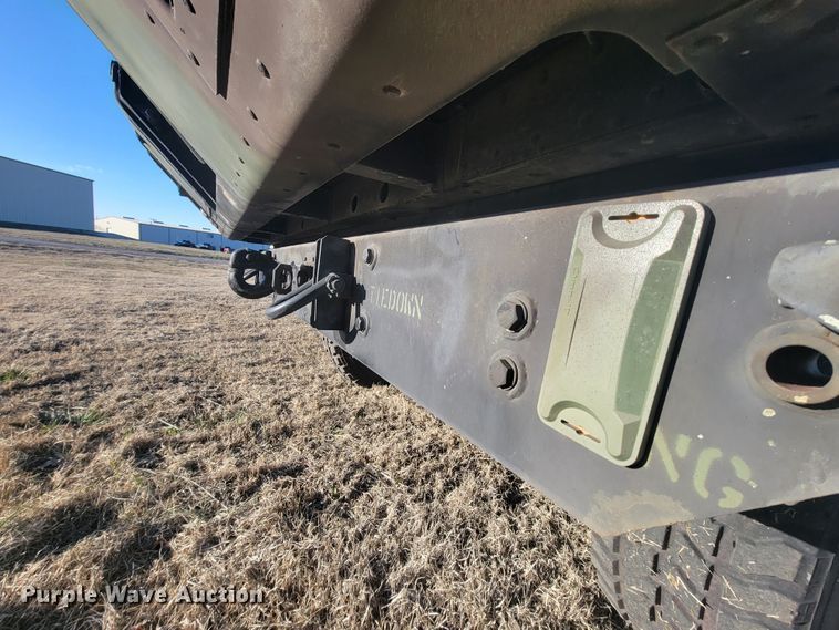 image for item HG9380 1988 Am General Humvee