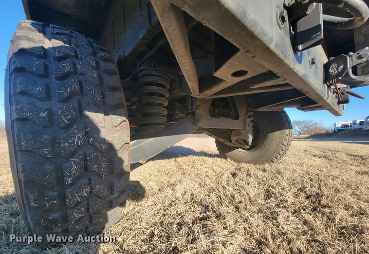 image for item HG9380 1988 Am General Humvee