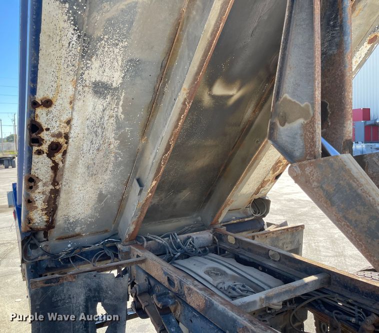 image for item JD9238 2008 Ford F450 Super Duty XL  dump truck