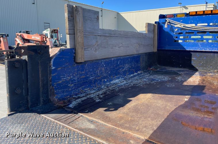 image for item JD9238 2008 Ford F450 Super Duty XL  dump truck