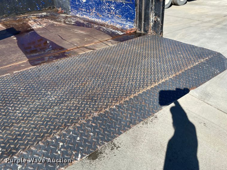 image for item JD9238 2008 Ford F450 Super Duty XL  dump truck