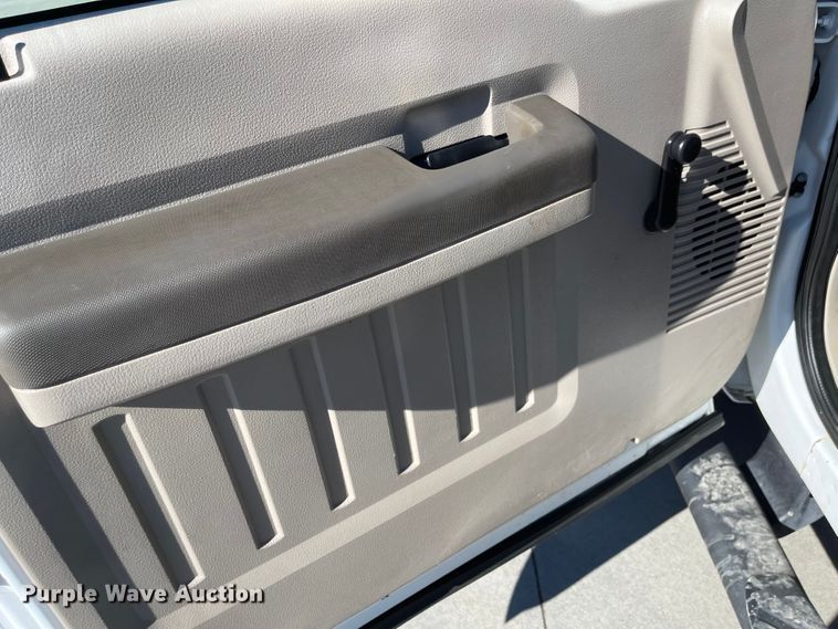 image for item JD9238 2008 Ford F450 Super Duty XL  dump truck