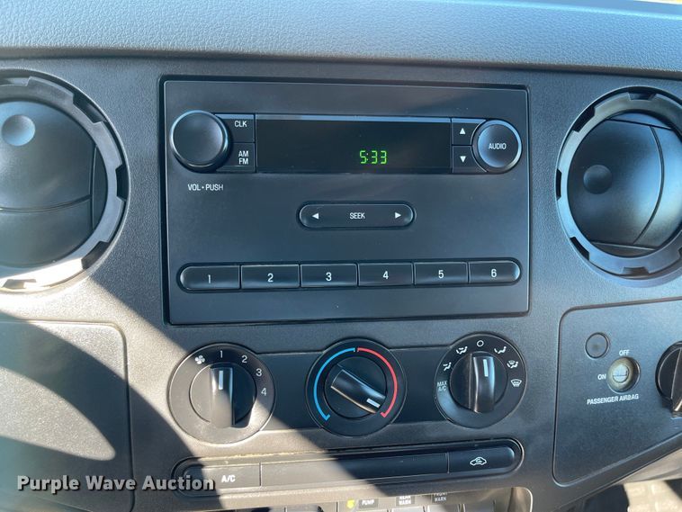 image for item JD9238 2008 Ford F450 Super Duty XL  dump truck