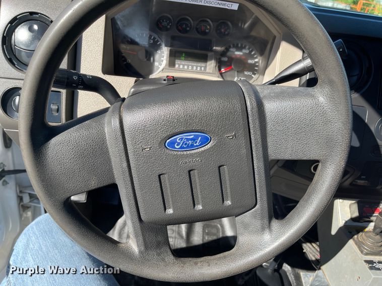 image for item JD9238 2008 Ford F450 Super Duty XL  dump truck