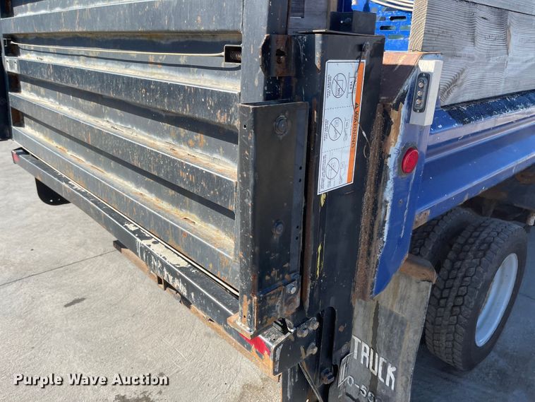 image for item JD9238 2008 Ford F450 Super Duty XL  dump truck