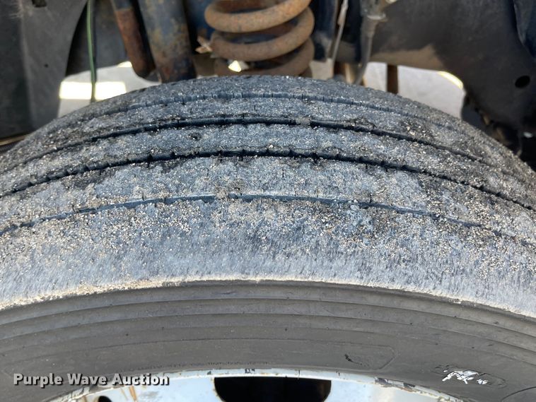 image for item JD9238 2008 Ford F450 Super Duty XL  dump truck