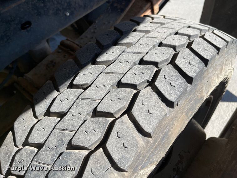 image for item JD9238 2008 Ford F450 Super Duty XL  dump truck