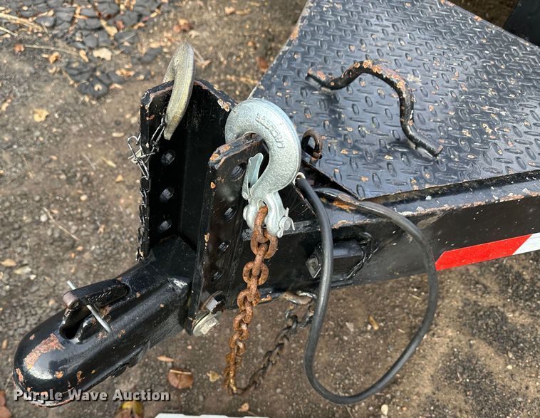 image for item JD9653 2013 Kaufman  equipment trailer