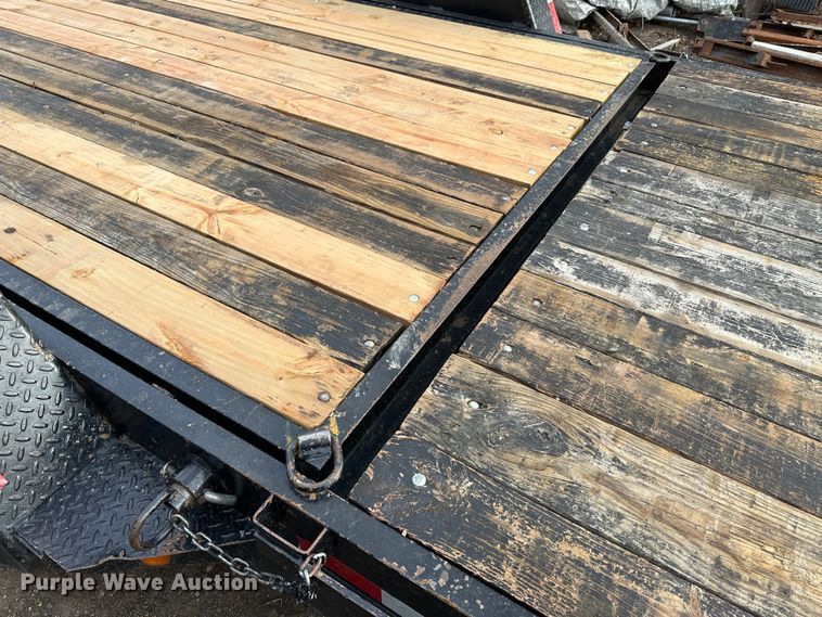 image for item JD9653 2013 Kaufman  equipment trailer