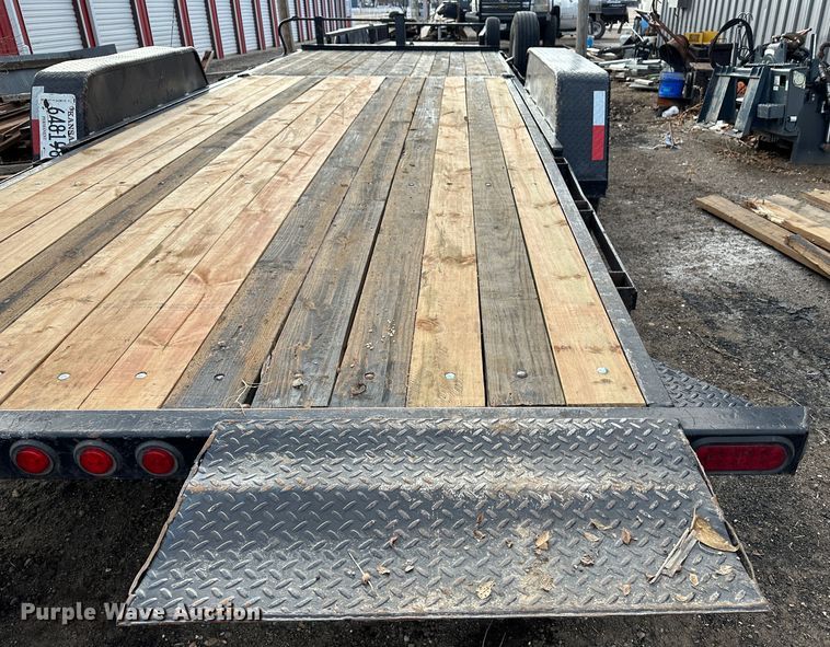 image for item JD9653 2013 Kaufman  equipment trailer