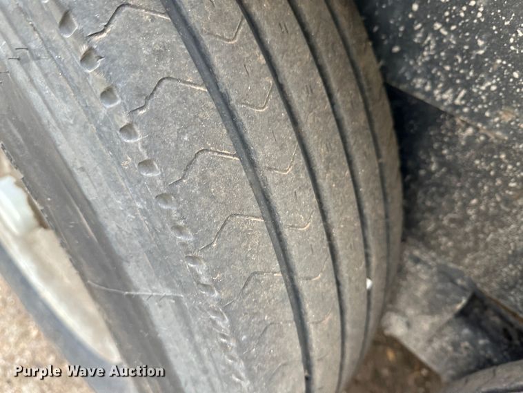 image for item JD9653 2013 Kaufman  equipment trailer