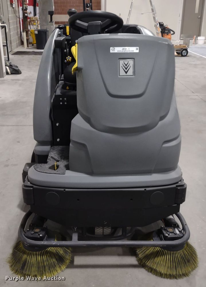 image for item JK9110 Karcher B250R  floor scrubber