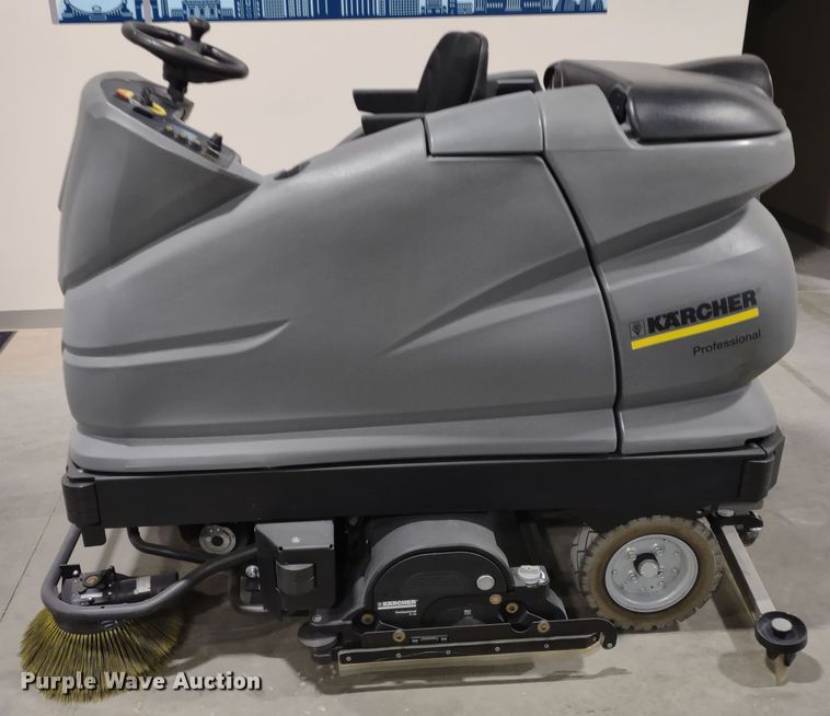 image for item JK9110 Karcher B250R  floor scrubber