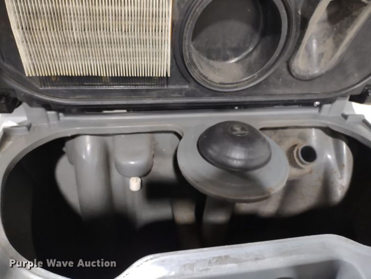 image for item JK9110 Karcher B250R  floor scrubber