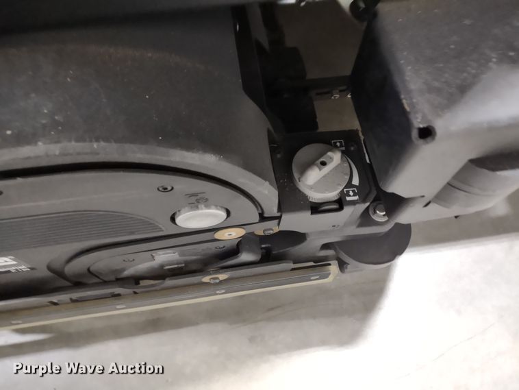 image for item JK9110 Karcher B250R  floor scrubber