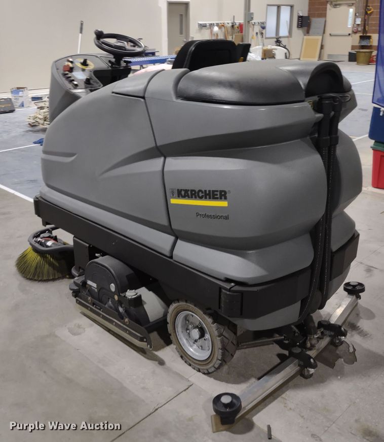 image for item JK9111 Karcher B250R  floor scrubber