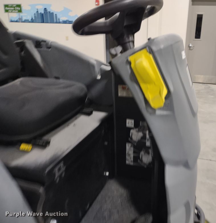 image for item JK9111 Karcher B250R  floor scrubber