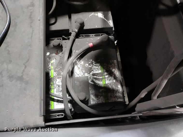 image for item JK9111 Karcher B250R  floor scrubber