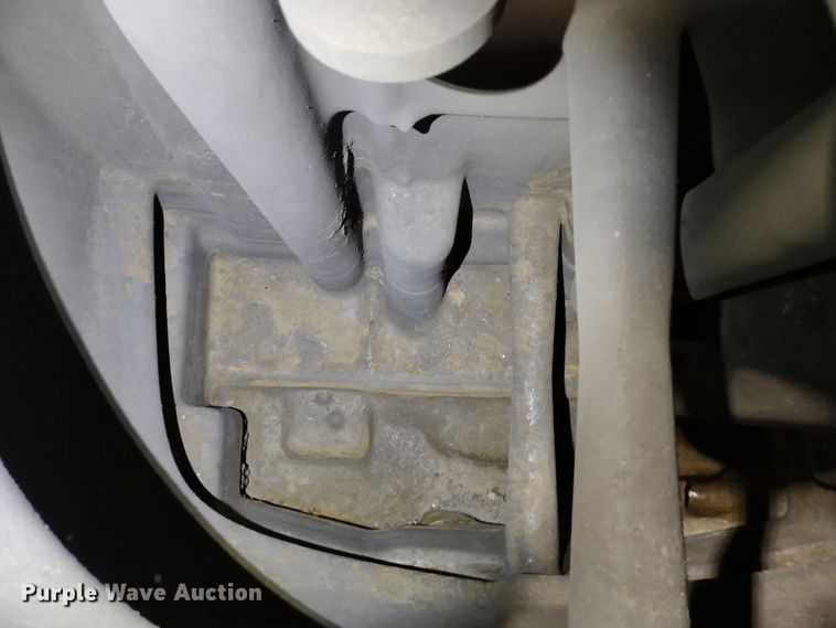 image for item JK9111 Karcher B250R  floor scrubber