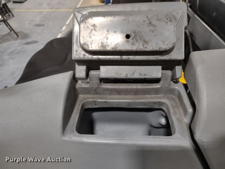 image for item JK9111 Karcher B250R  floor scrubber