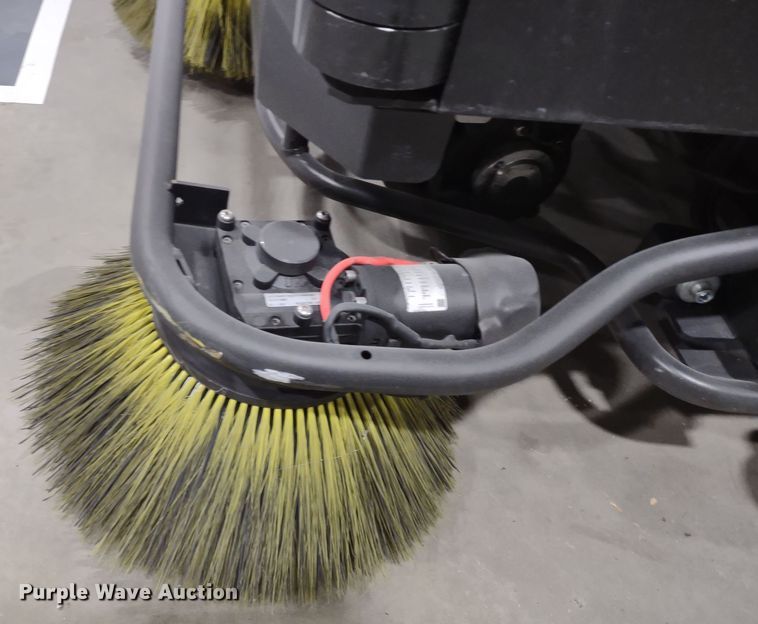 image for item JK9111 Karcher B250R  floor scrubber
