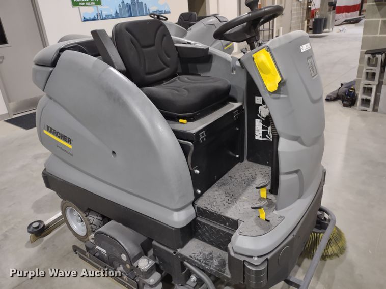 image for item JK9112 Karcher B250R  floor scrubber