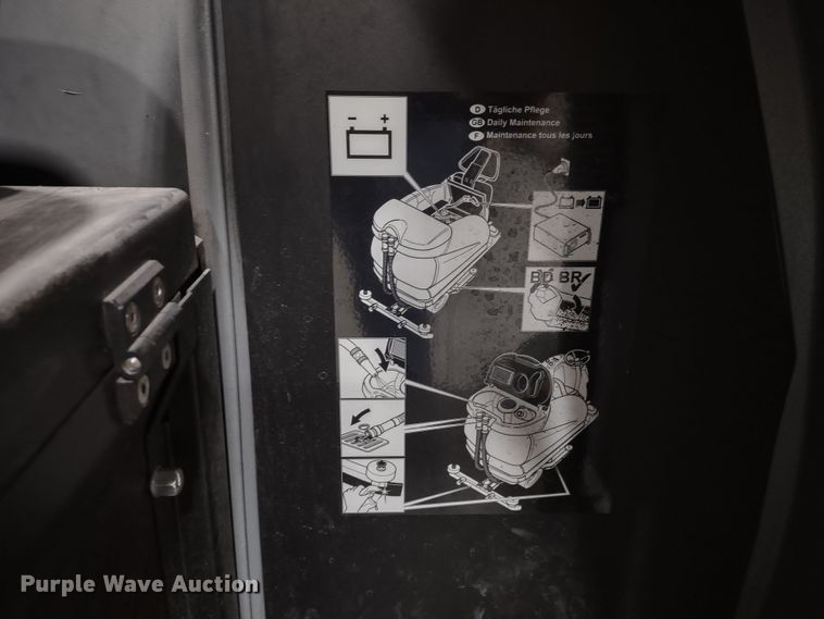 image for item JK9112 Karcher B250R  floor scrubber