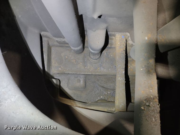 image for item JK9112 Karcher B250R  floor scrubber