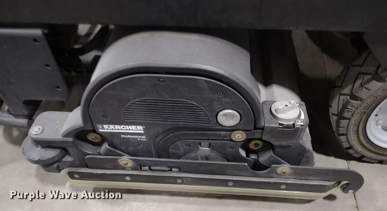 image for item JK9112 Karcher B250R  floor scrubber