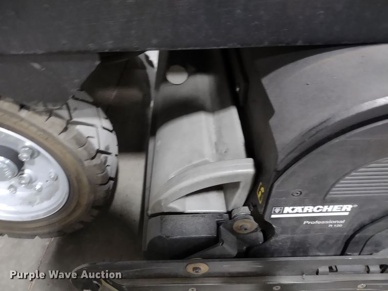 image for item JK9112 Karcher B250R  floor scrubber