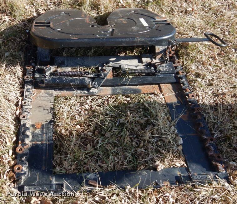 image for item JK9122 Fontaine  Fifth wheel hitch