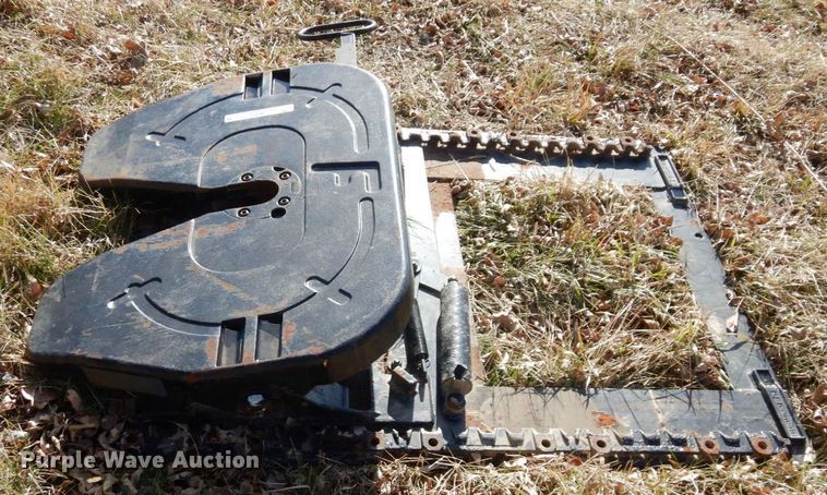 image for item JK9122 Fontaine  Fifth wheel hitch