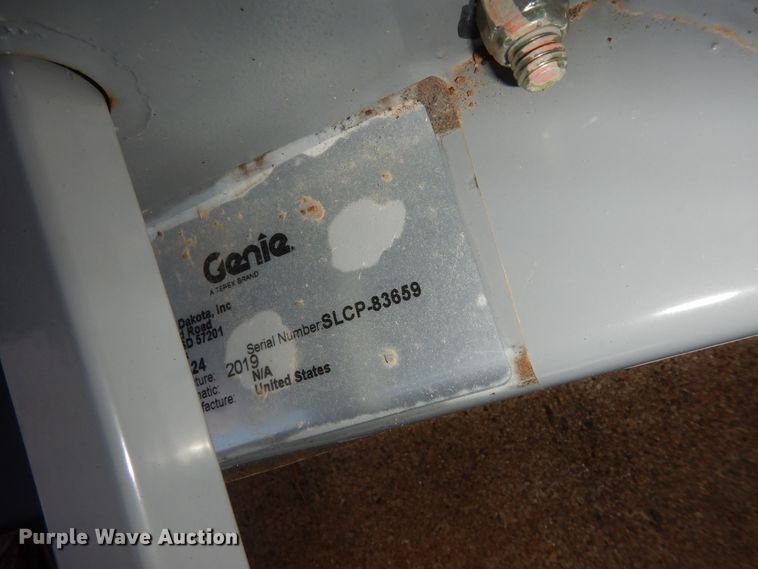 image for item JR9020 2019 Genie SLC24  material lift