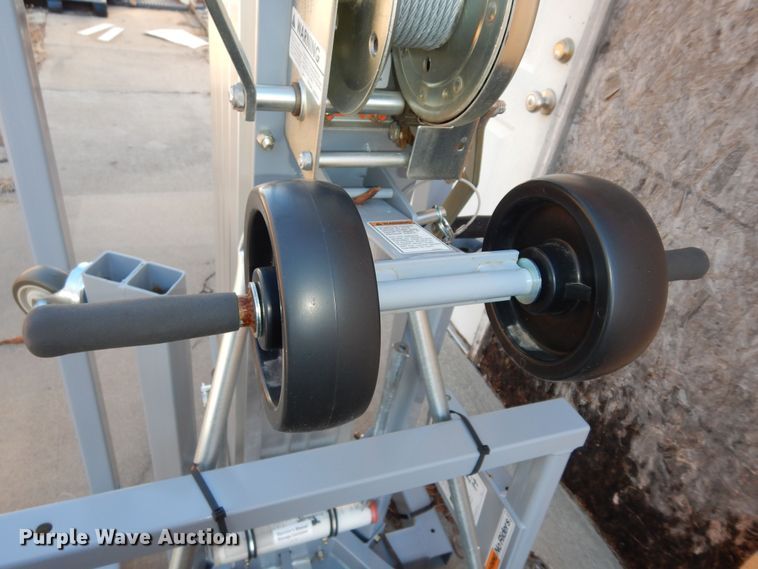 image for item JR9020 2019 Genie SLC24  material lift