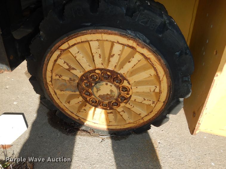 image for item JR9021 Daewoo BC20S  forklift