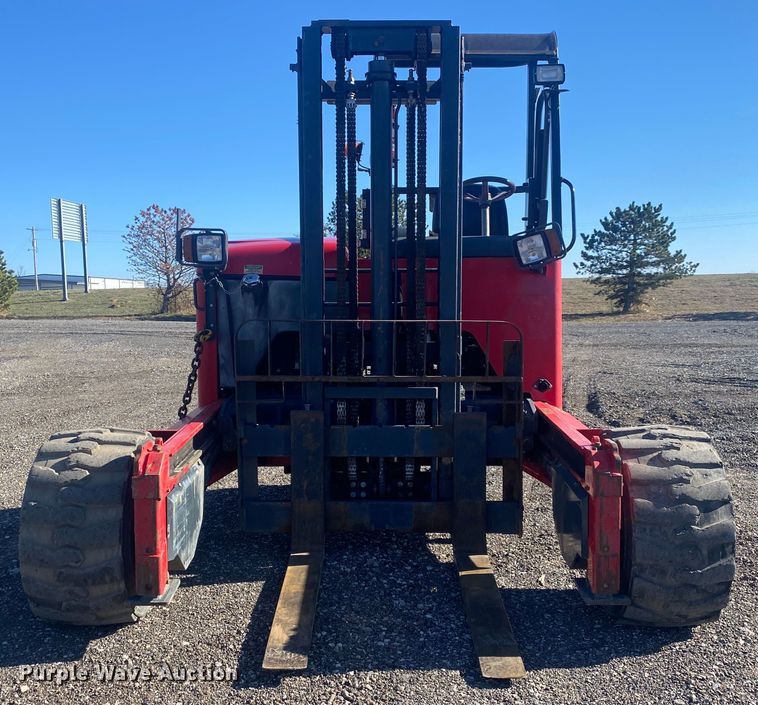image for item JW9246 2011 Moffett M80BC  forklift