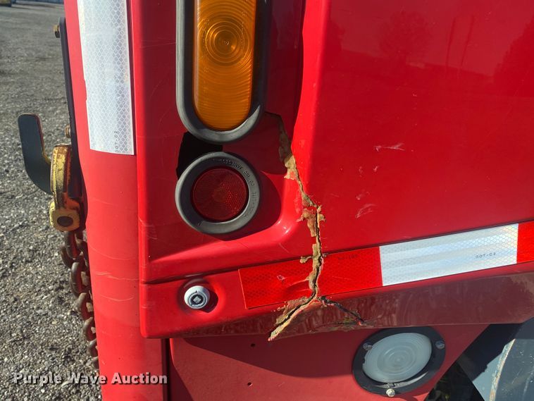 image for item JW9246 2011 Moffett M80BC  forklift